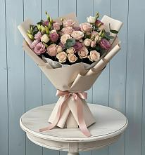 Букет цветов из:  Розы и Лизиантусы в Коврове