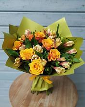 Букет цветов из:  Альстромерии и Розы в Коврове