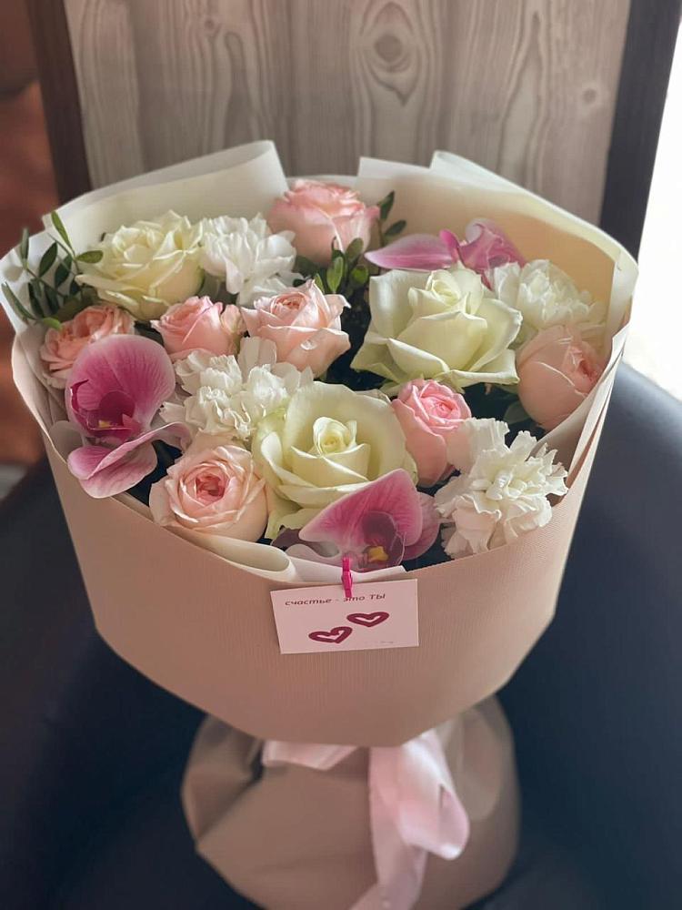 Букет цветов из: Орхидеи, Розы и Гвоздики в Коврове