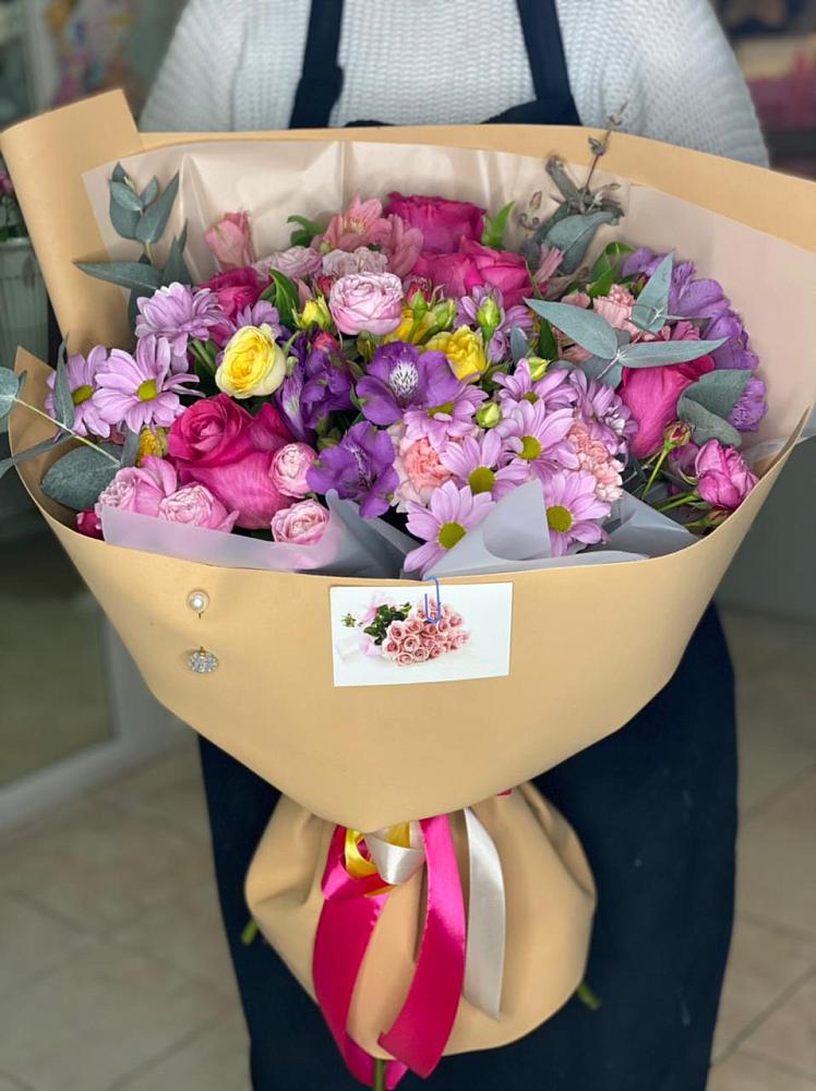 Букет цветов из: Хризантемы, Гвоздики и Альстромерии в Коврове