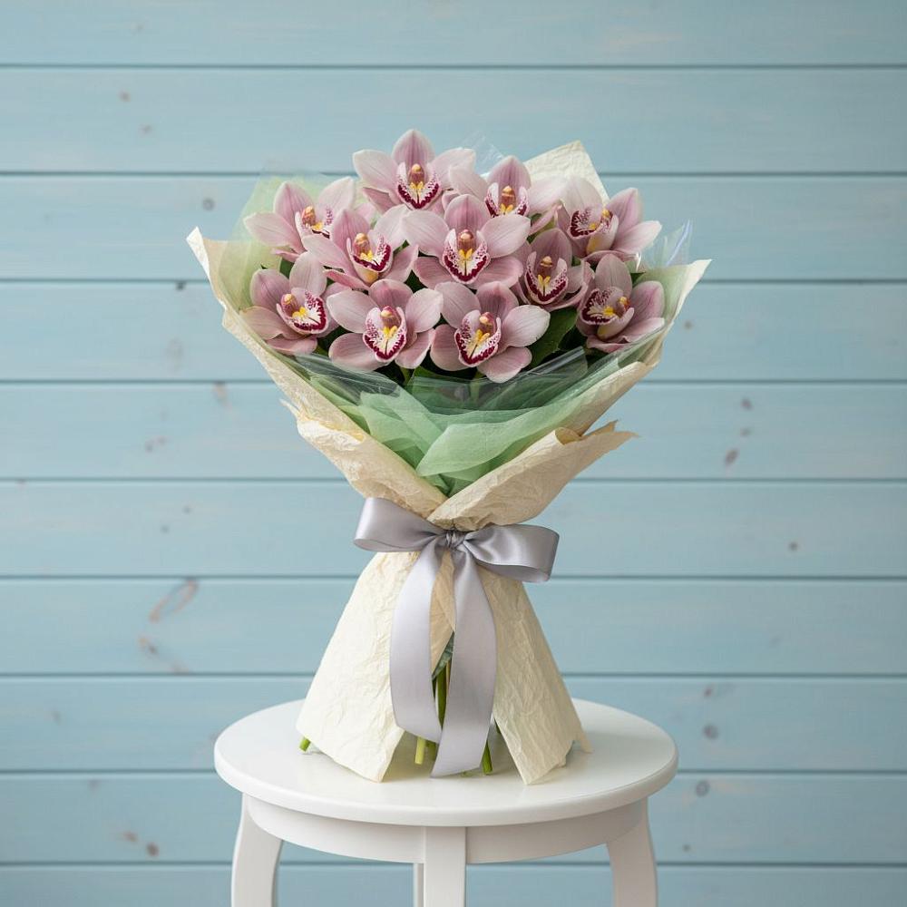 Букет цветов из: Орхидеи и Розы в Коврове