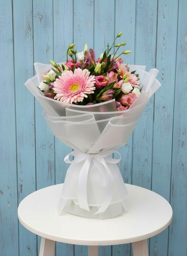 Букет цветов из: Герберы, Альстромерии и Лизиантусы в Коврове