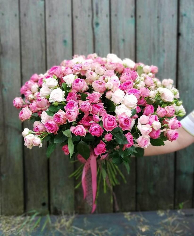 Букет Розовые кустовые розы Натали и Лав Лидия в Коврове