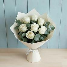 Букет Белые розы в Эвкалипте в Коврове