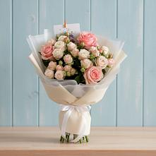 Букет цветов из:  Розы #REPLACE_PRED# Коврове