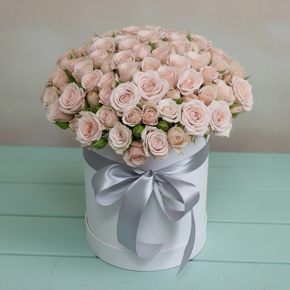 Цветочная композиция из Розы в шляпной коробке в Коврове