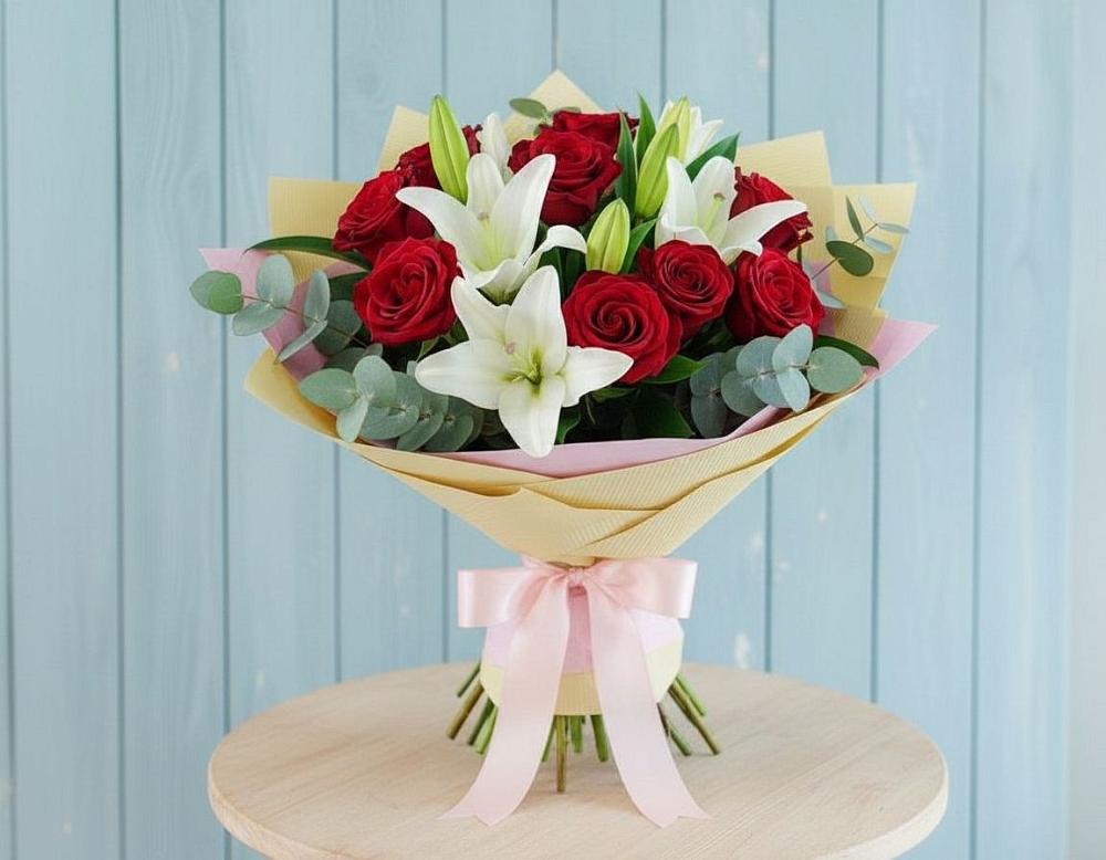Букет цветов из: Лилии и Розы в Коврове